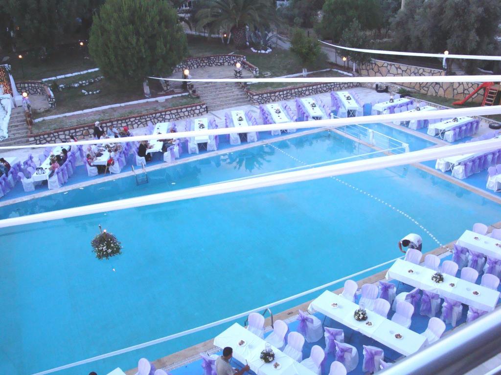 Hotel First Class Didim Exterior foto