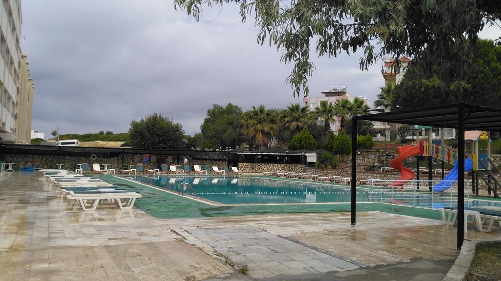 Hotel First Class Didim Exterior foto
